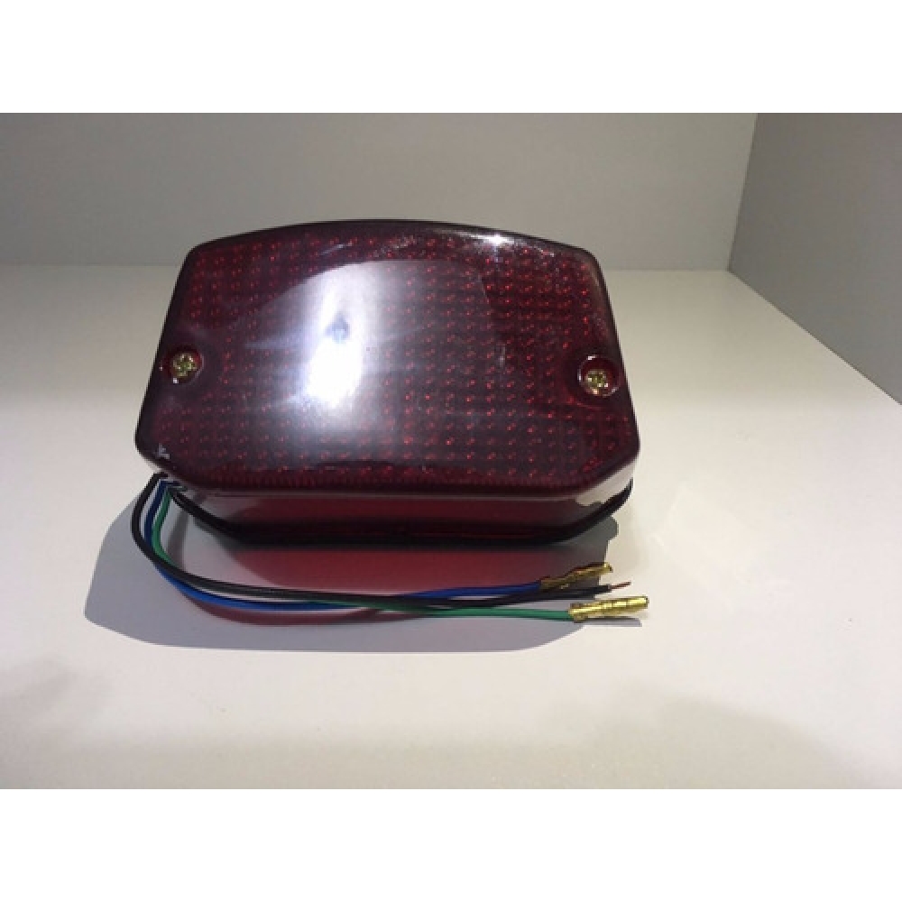 Lanterna Luz Freio Traseira Moto Yamaha Rd 135 Rdz 135 Dt 180 Model Original